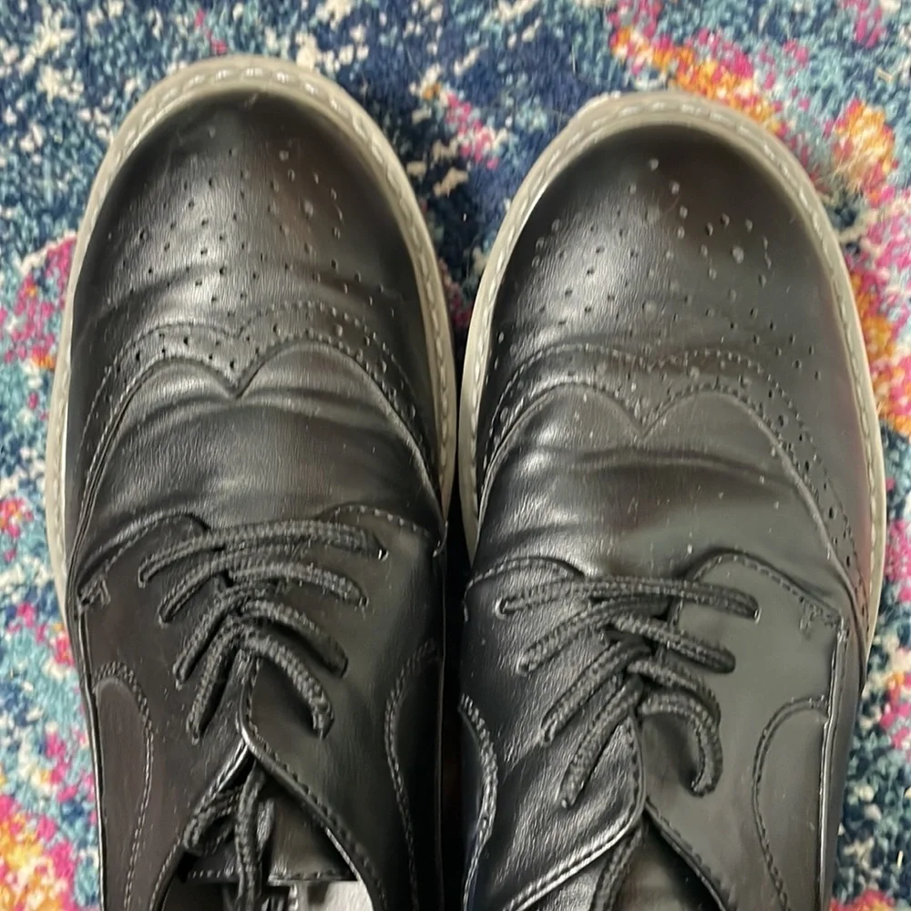 Kenneth Cole black wingtips